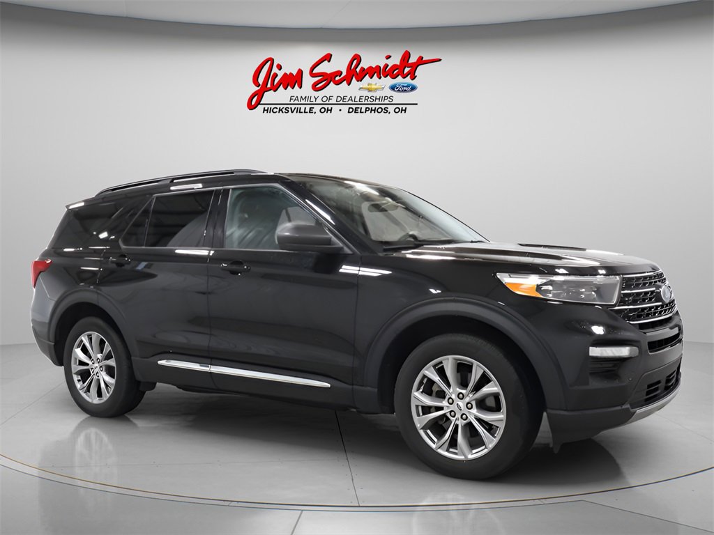 Used 2023 Ford Explorer XLT w/ Equipment Group 202A image 2