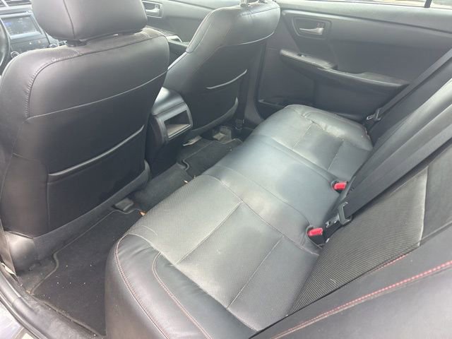 Used 2015 Toyota Camry SE image 13