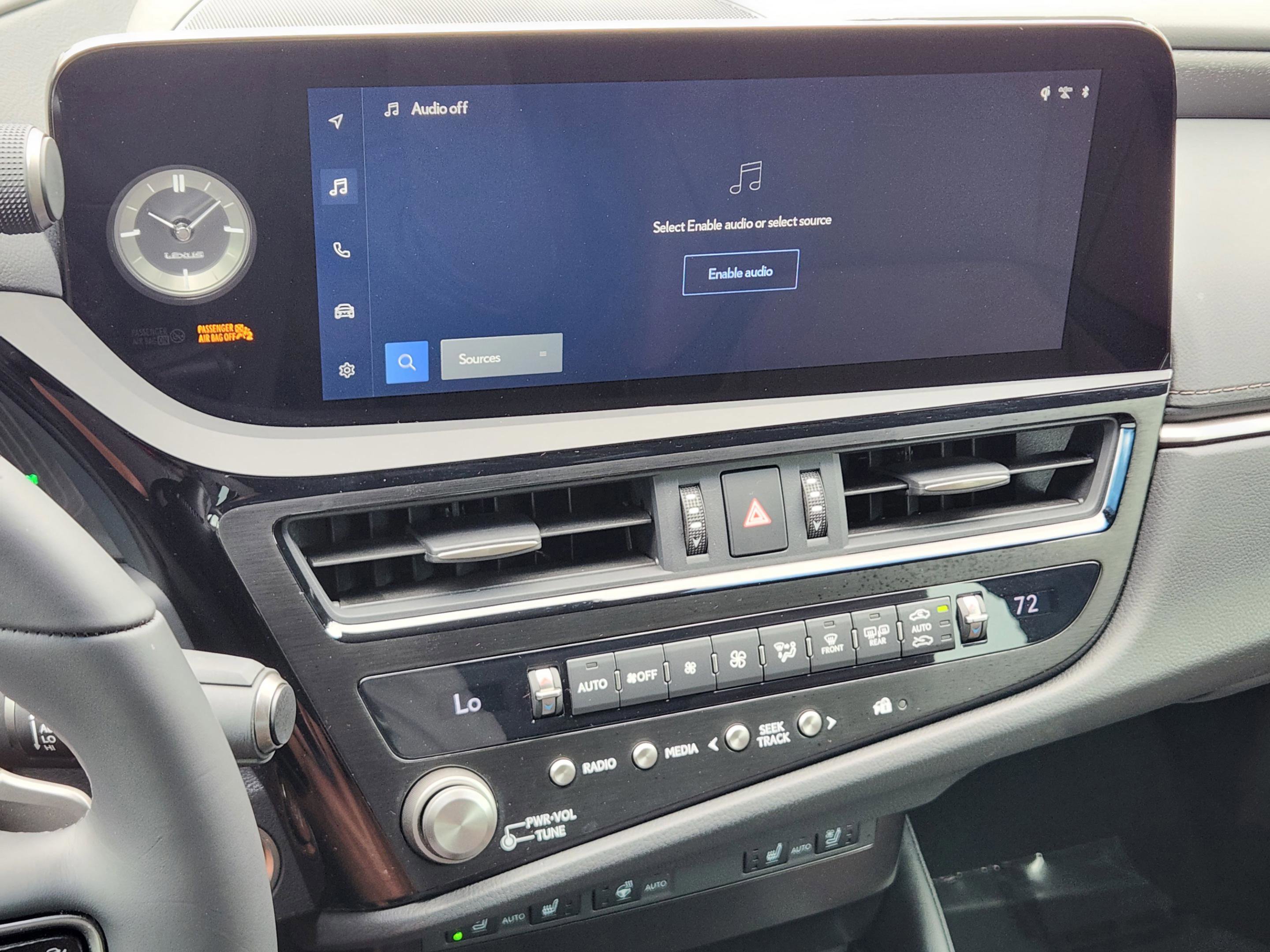 Used 2025 Lexus ES 350 w/ Premium Package FWD image 10