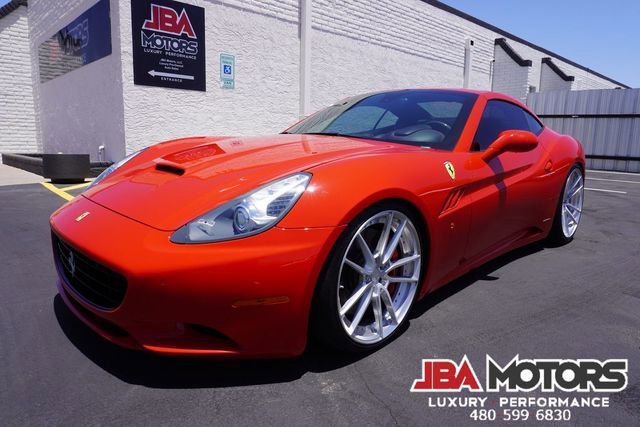 Used 2014 Ferrari California RWD image 52