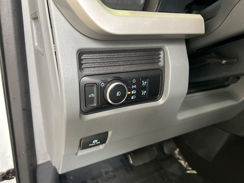 Used 2025 Ford F250 XLT image 42