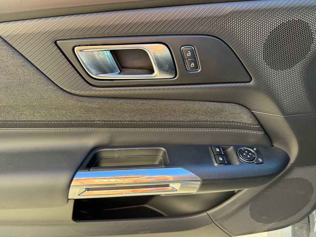 New 2025 Ford Mustang EcoBoost image 11
