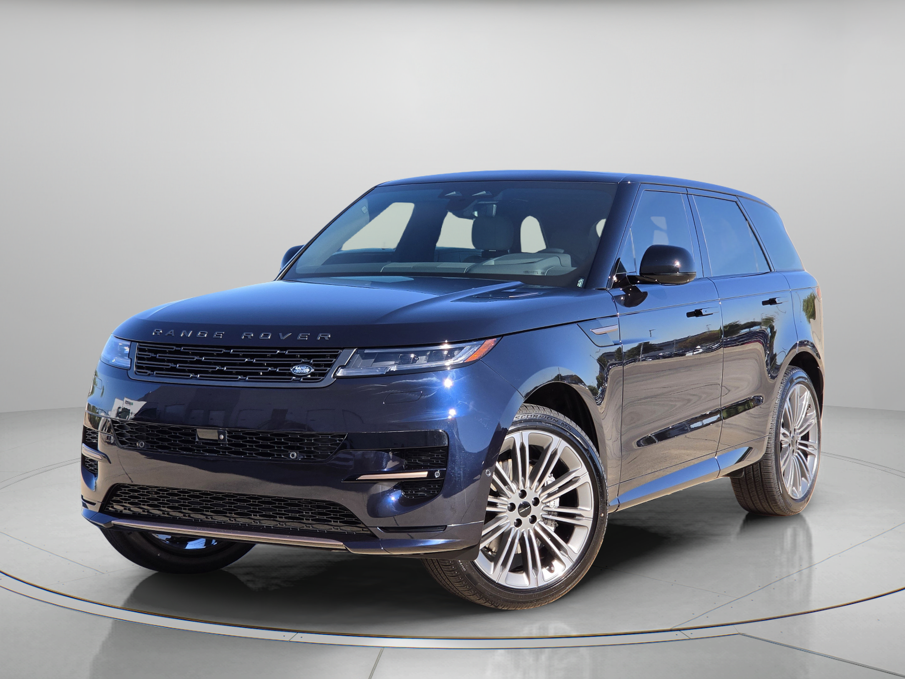 New 2027 Land Rover Range Rover Sport Dynamic SE AWD/4WD image 1