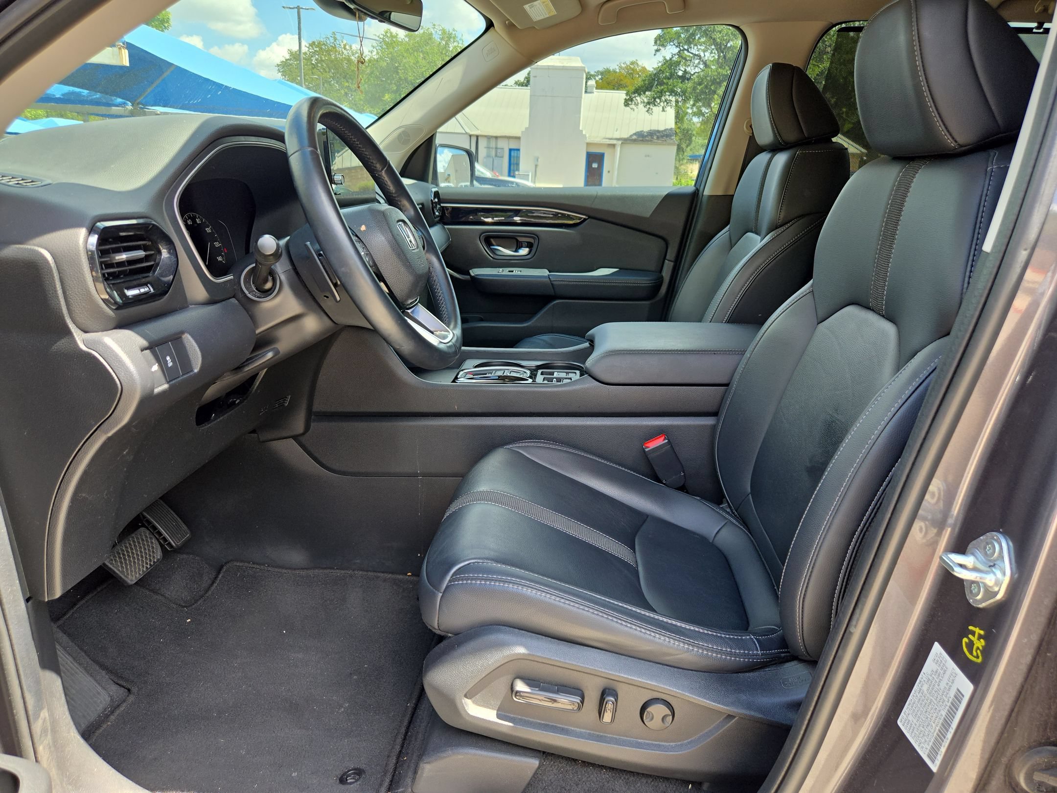 Used 2023 Honda Pilot EX-L image 9