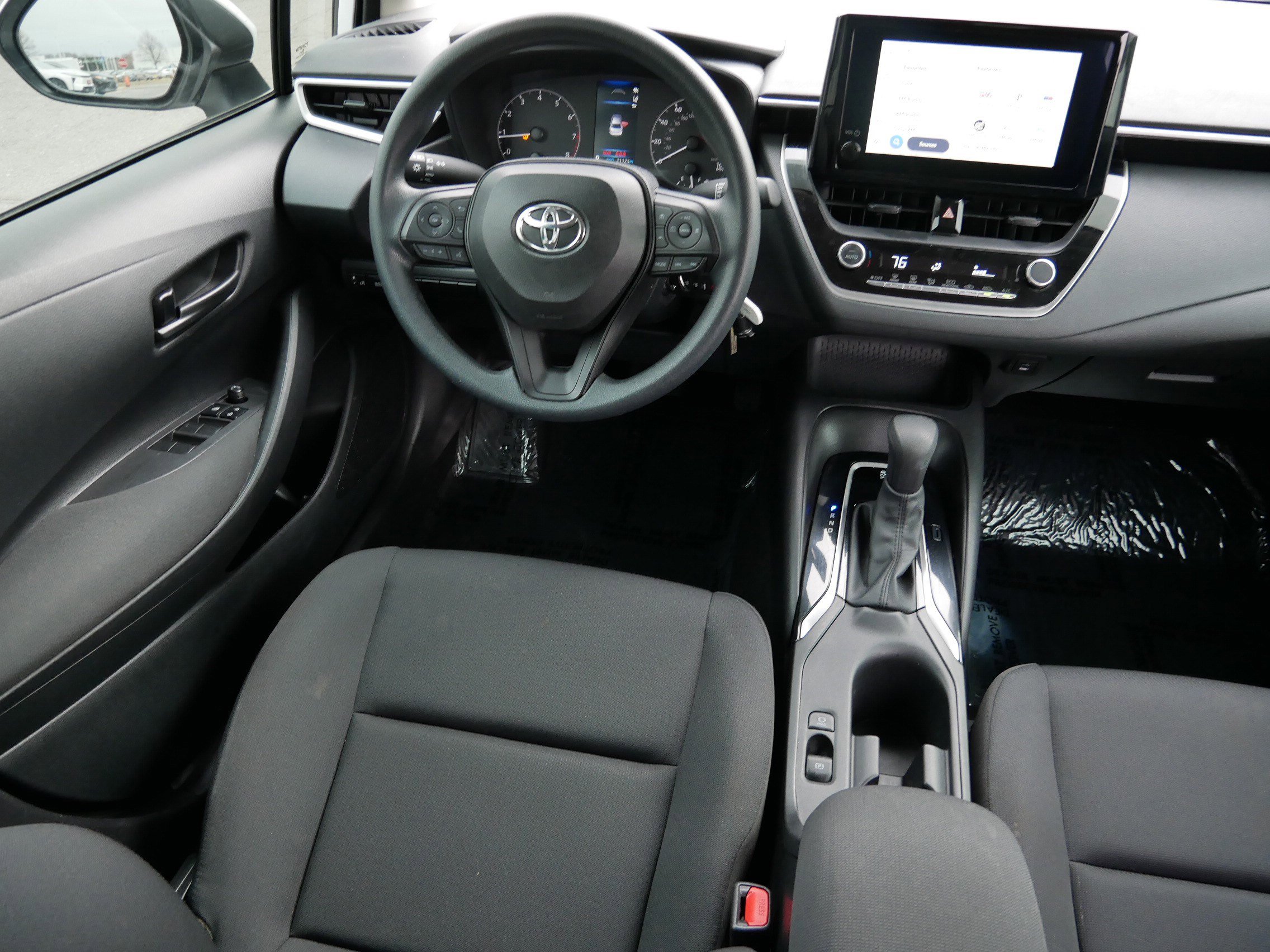 Certified 2024 Toyota Corolla LE image 9
