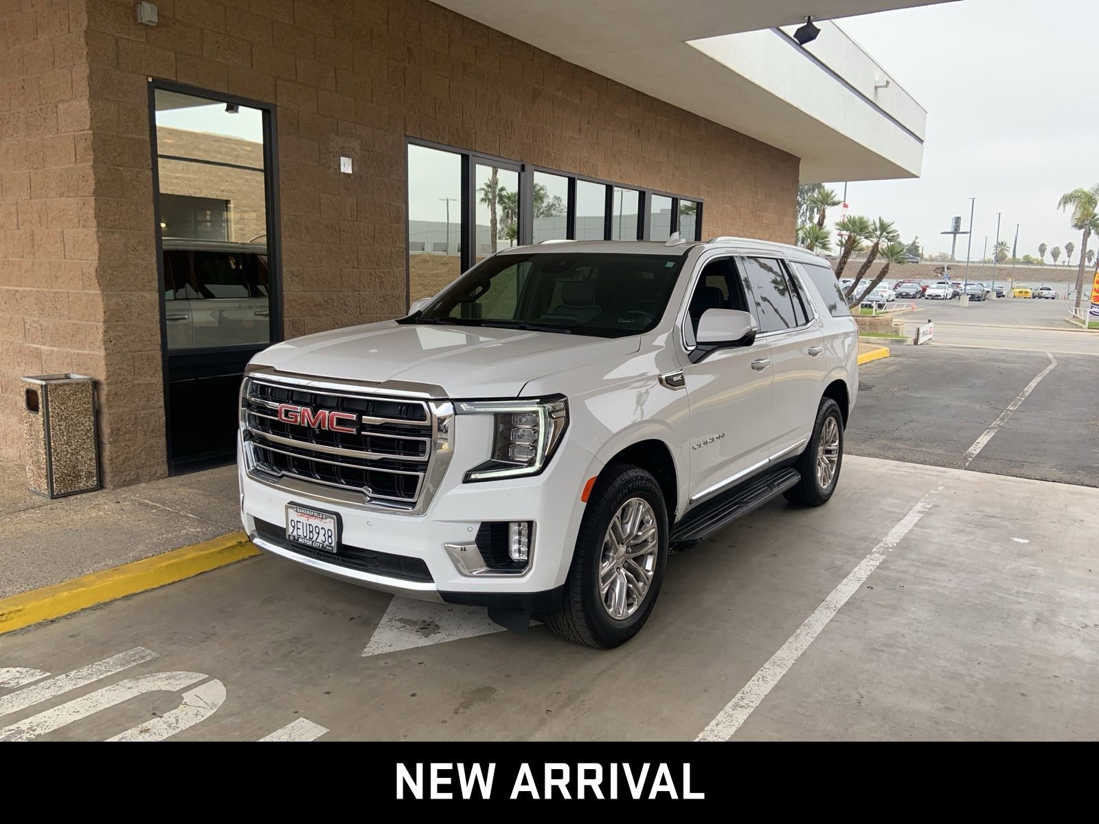 Certified 2023 GMC Yukon SLT w/ SLT Luxury Package