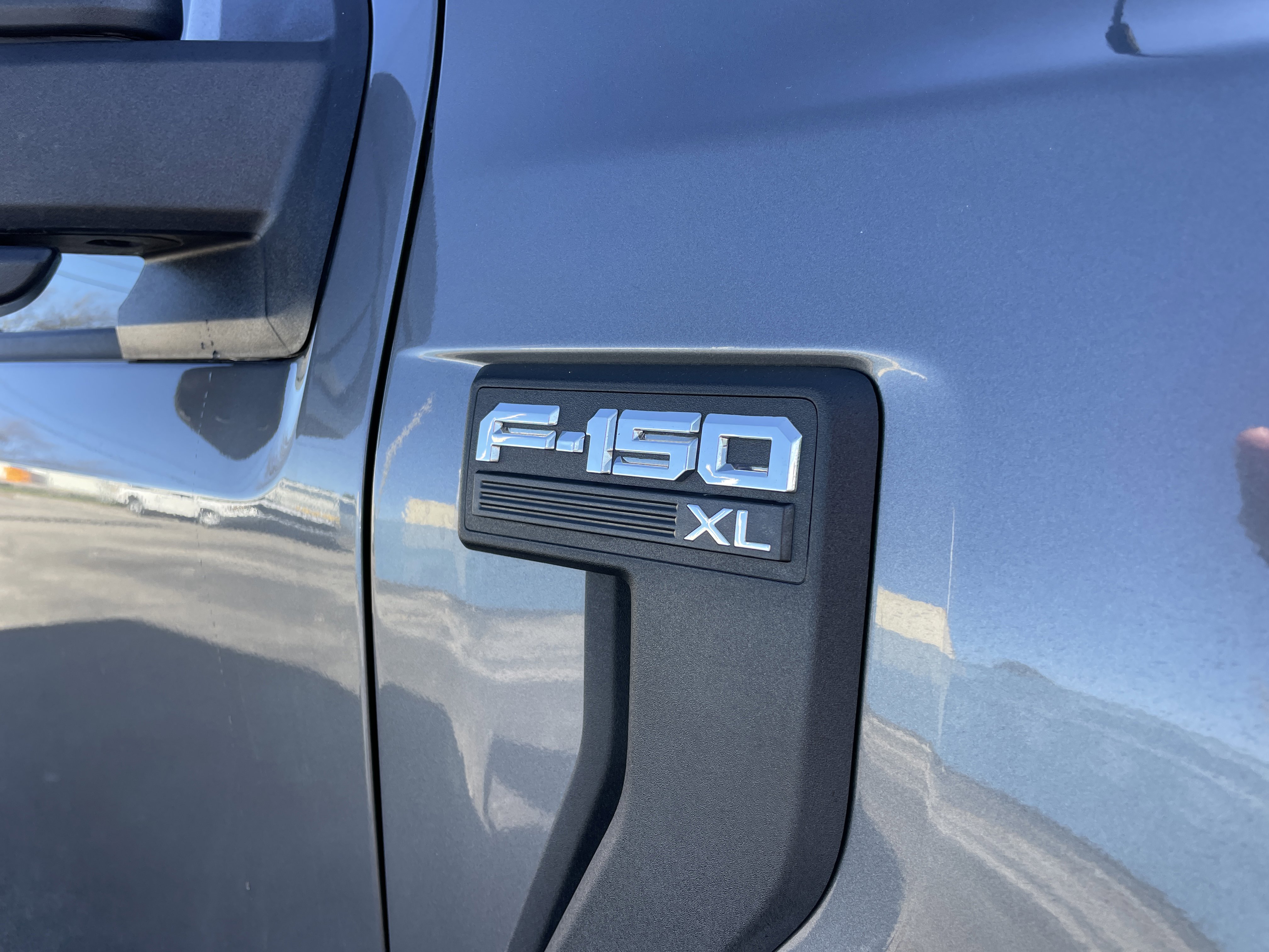 Used 2024 Ford F150 XL image 2