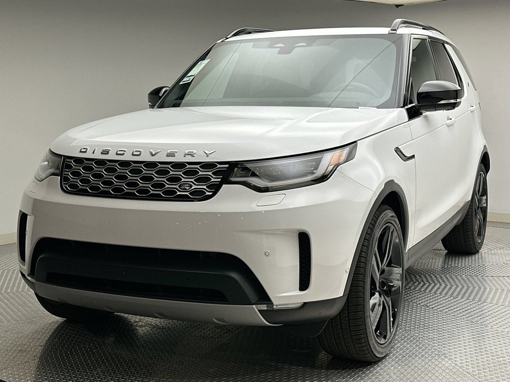 New 2027 Land Rover Discovery S AWD/4WD image 1