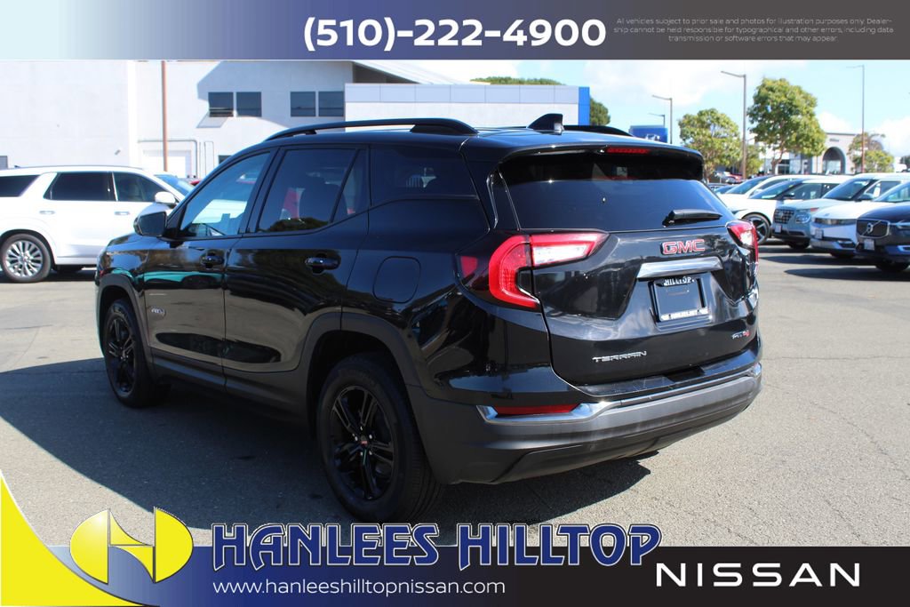 Used 2023 GMC Terrain AT4 image 9