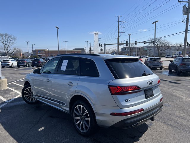 Used 2023 Audi Q7 Premium Plus w/ Premium Plus Package image 4