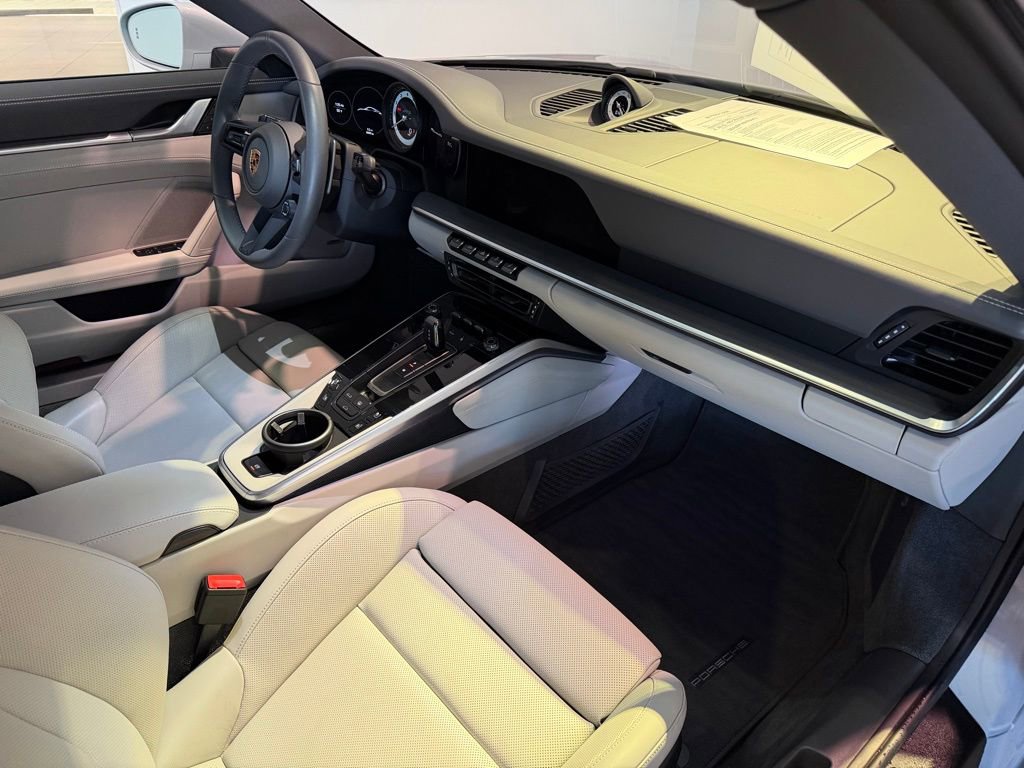 Certified 2024 Porsche 911 Carrera GTS image 25