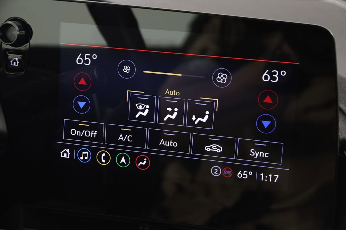 Used 2022 Chevrolet Corvette Stingray Preferred Cpe w/ Z51 Performance Package RWD image 53