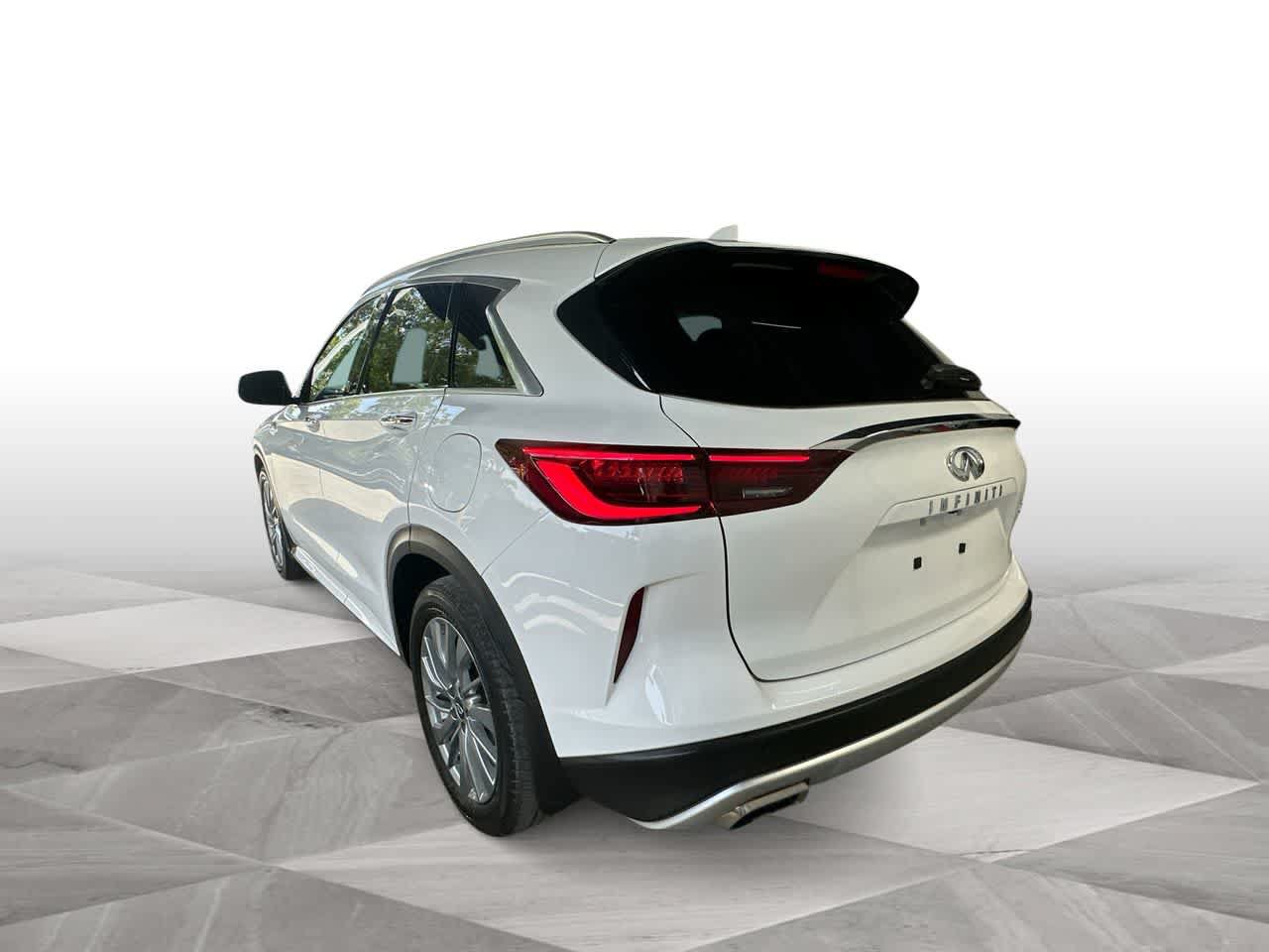 Used 2023 INFINITI QX50 Luxe FWD image 6