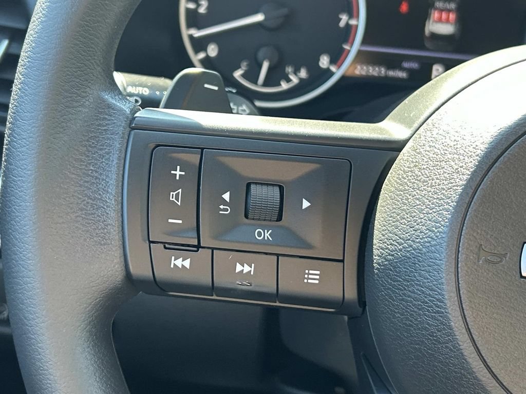 Certified 2024 Nissan Rogue SV AWD/4WD image 21