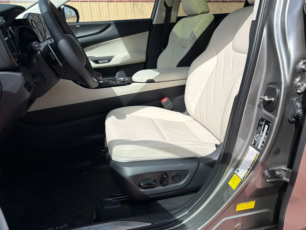 Used 2026 Lexus NX 450h+ AWD w/ Accessory Package (2T) image 11