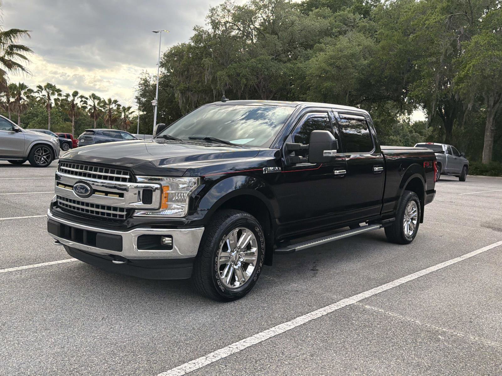 Used 2019 Ford F150 XLT w/ Equipment Group 302A Luxury AWD/4WD image 8