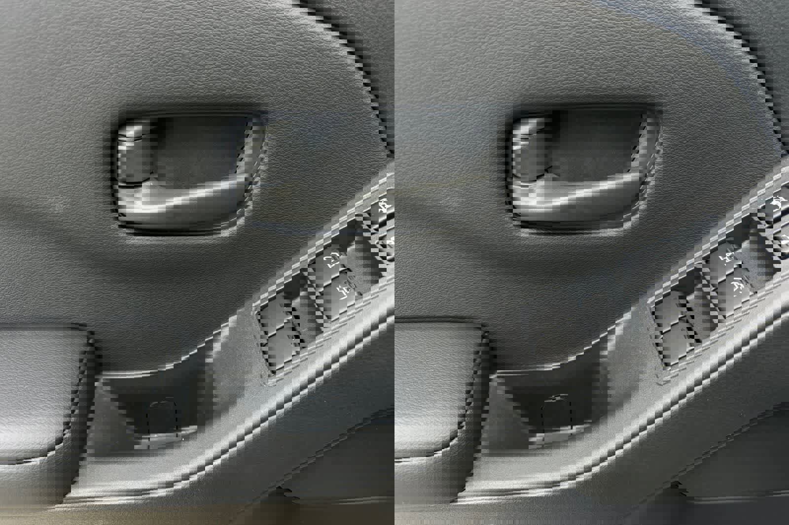 New 2026 Nissan Frontier SV image 12