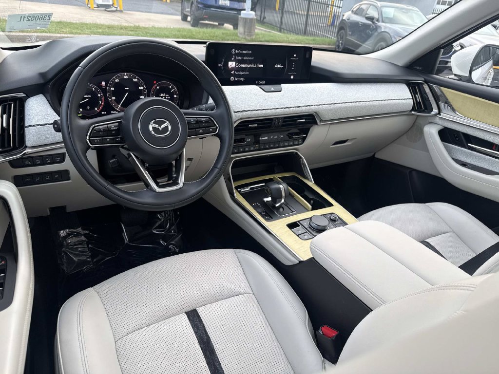 Used 2026 MAZDA CX-90 3.3 Turbo S w/ Premium Plus AWD/4WD image 11