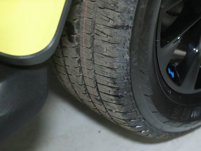 Used 2023 Jeep Wrangler Unlimited Sahara w/ Cold Weather Group image 35