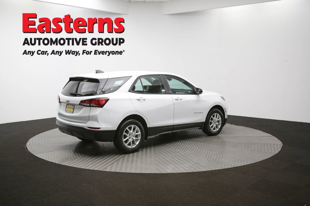 Used 2024 Chevrolet Equinox LS image 38