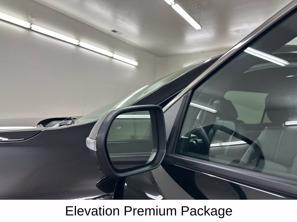 Used 2026 GMC Acadia Elevation w/ Elevation Premium Package AWD/4WD image 18