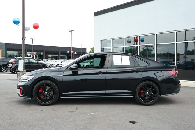 Used 2022 Volkswagen Jetta GLI Autobahn FWD image 9
