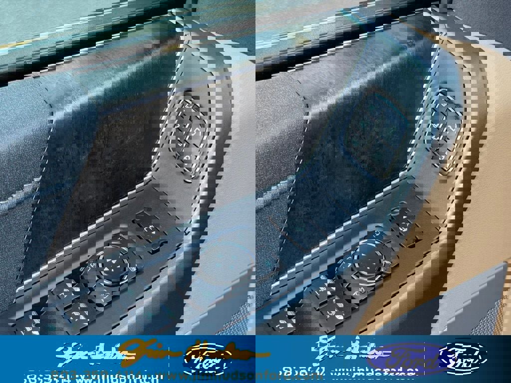 New 2026 Ford F250 Lariat w/ Lariat Ultimate Package image 16