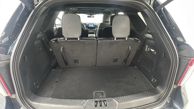 Used 2023 Ford Explorer ST-Line w/ Class IV Trailer Tow Package image 16