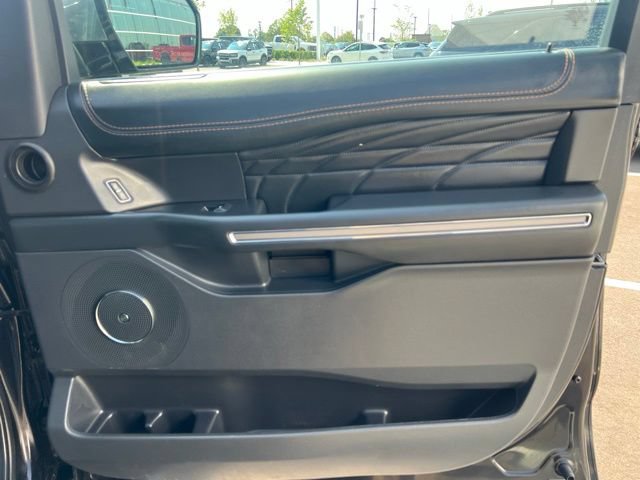 Used 2024 Ford Expedition Platinum AWD/4WD image 10