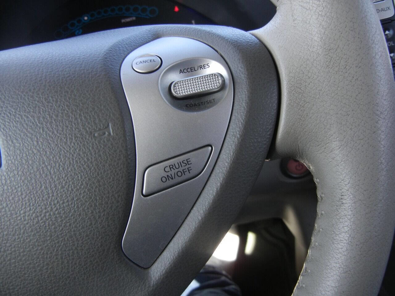 Used 2012 Nissan Leaf SL w/ Protection Pkg image 68