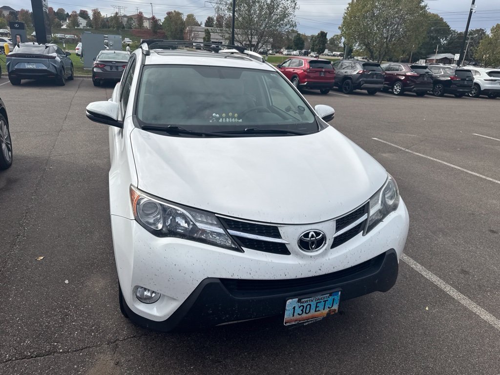 Used 2015 Toyota RAV4 XLE FWD image 4