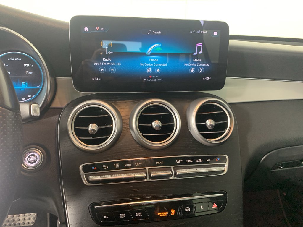 Used 2021 Mercedes-Benz GLC 300 w/ AMG Line image 27