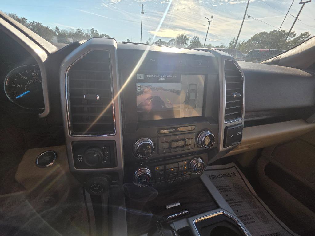 Used 2018 Ford F150 Lariat w/ Equipment Group 502A Luxury AWD/4WD image 17