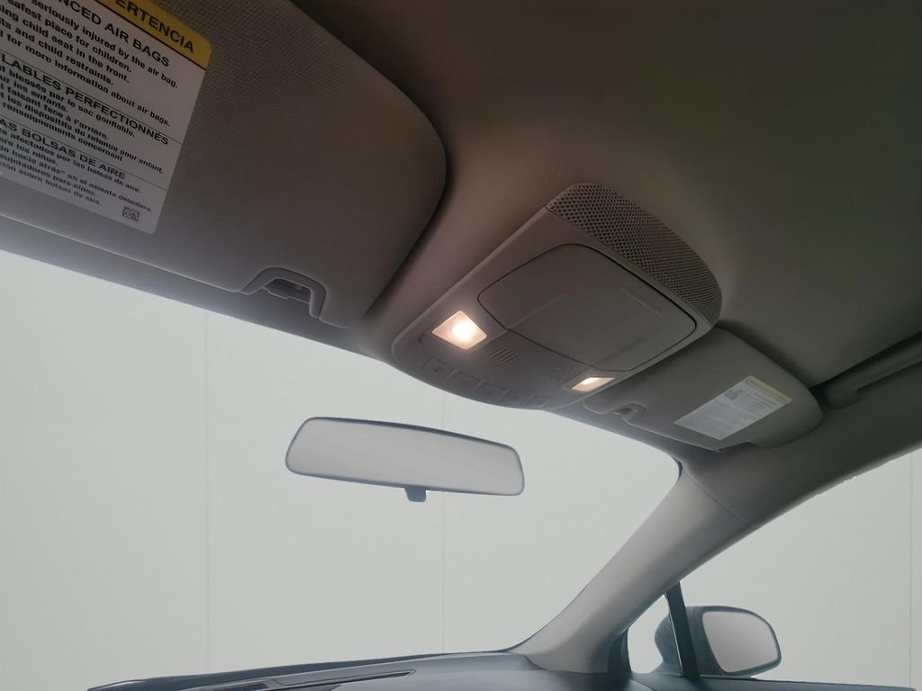 Used 2018 Ford Fusion S image 22