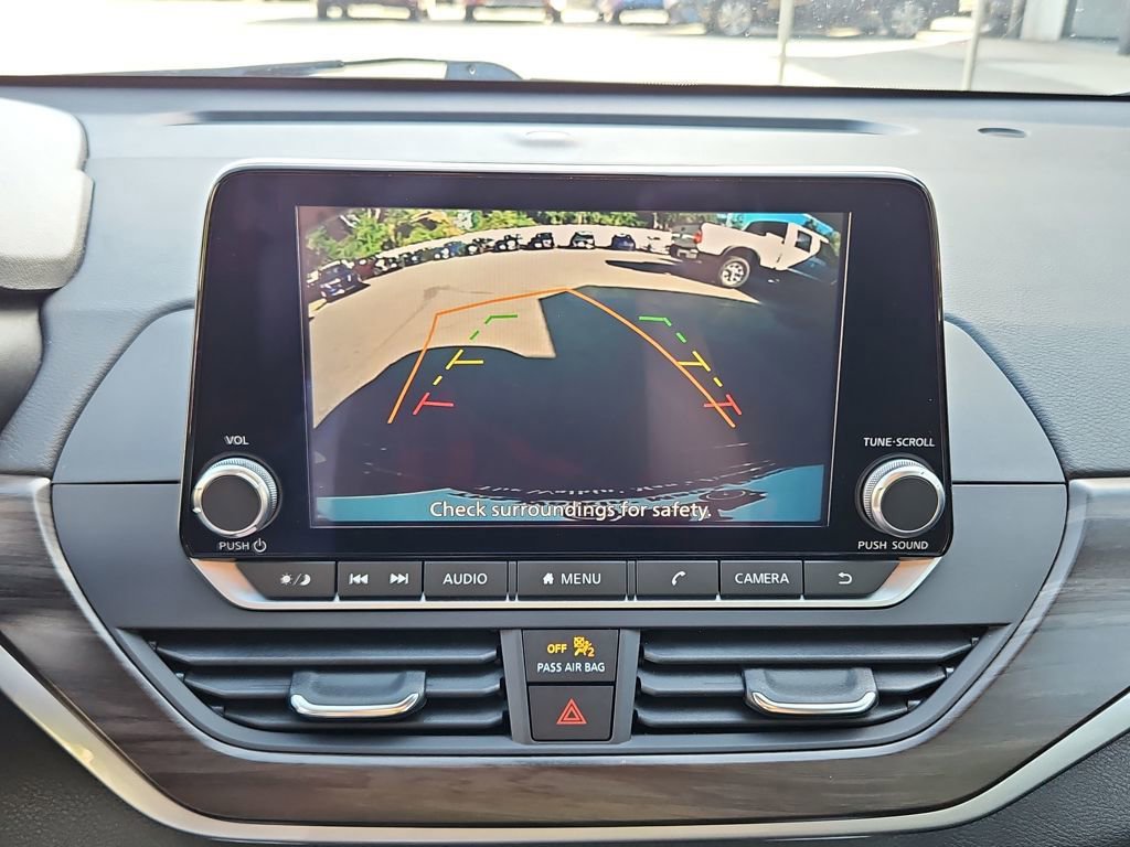 Used 2024 Nissan Altima 2.5 SV image 18