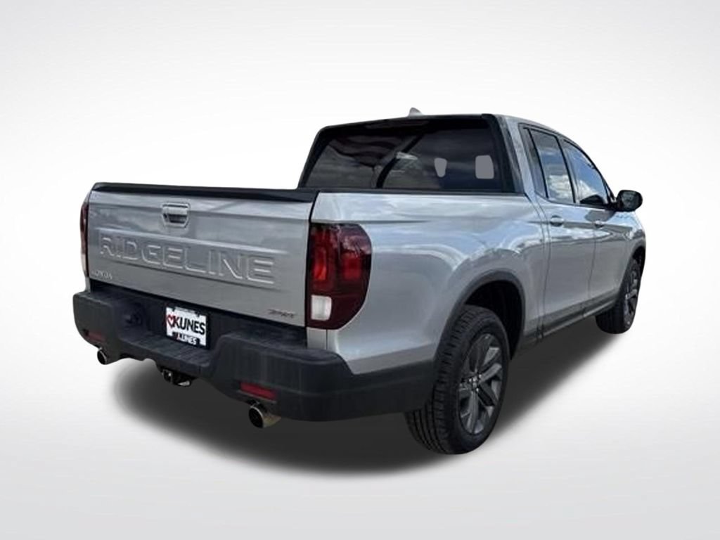 Used 2024 Honda Ridgeline Sport image 12