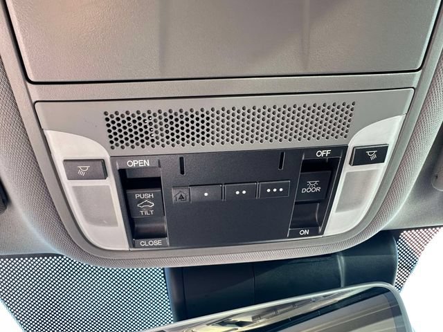 Used 2020 Acura TLX FWD image 40