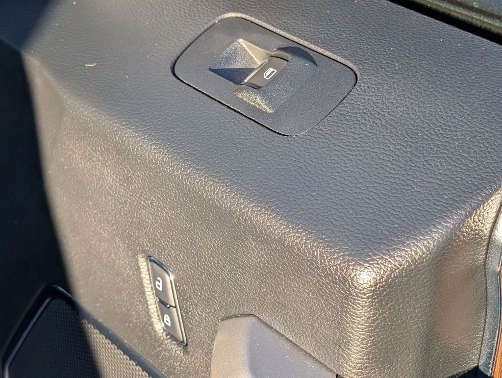 Used 2016 Ford F150 Lariat image 46