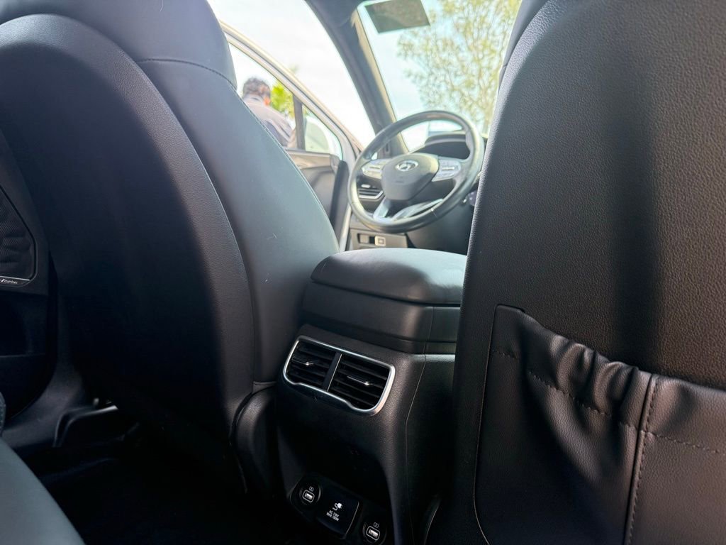 Used 2023 Hyundai Santa Fe Calligraphy image 22