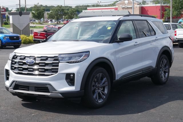 New 2026 Ford Explorer Active w/ Active Comfort Package AWD/4WD image 9
