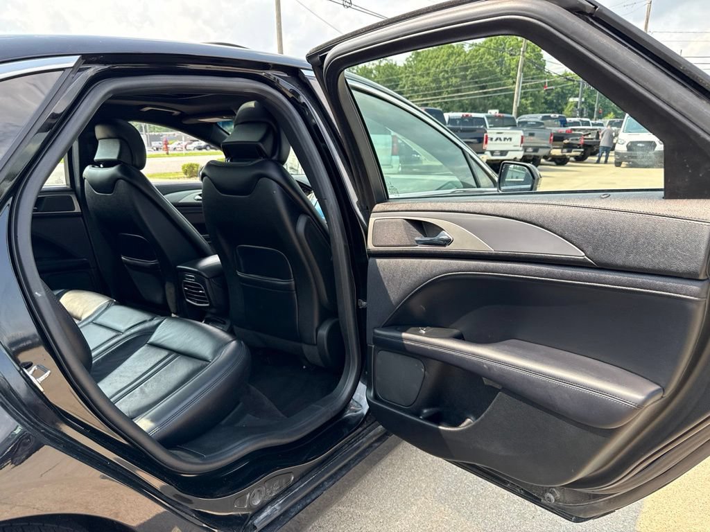Used 2018 Lincoln MKZ Select w/ Select Plus Package AWD/4WD image 47