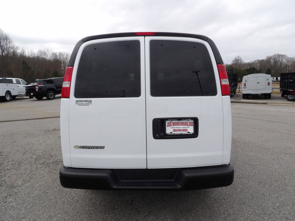Used 2023 Chevrolet Express 2500 LS w/ Driver Convenience Package image 6