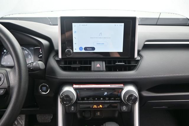 Used 2025 Toyota RAV4 XLE FWD image 6