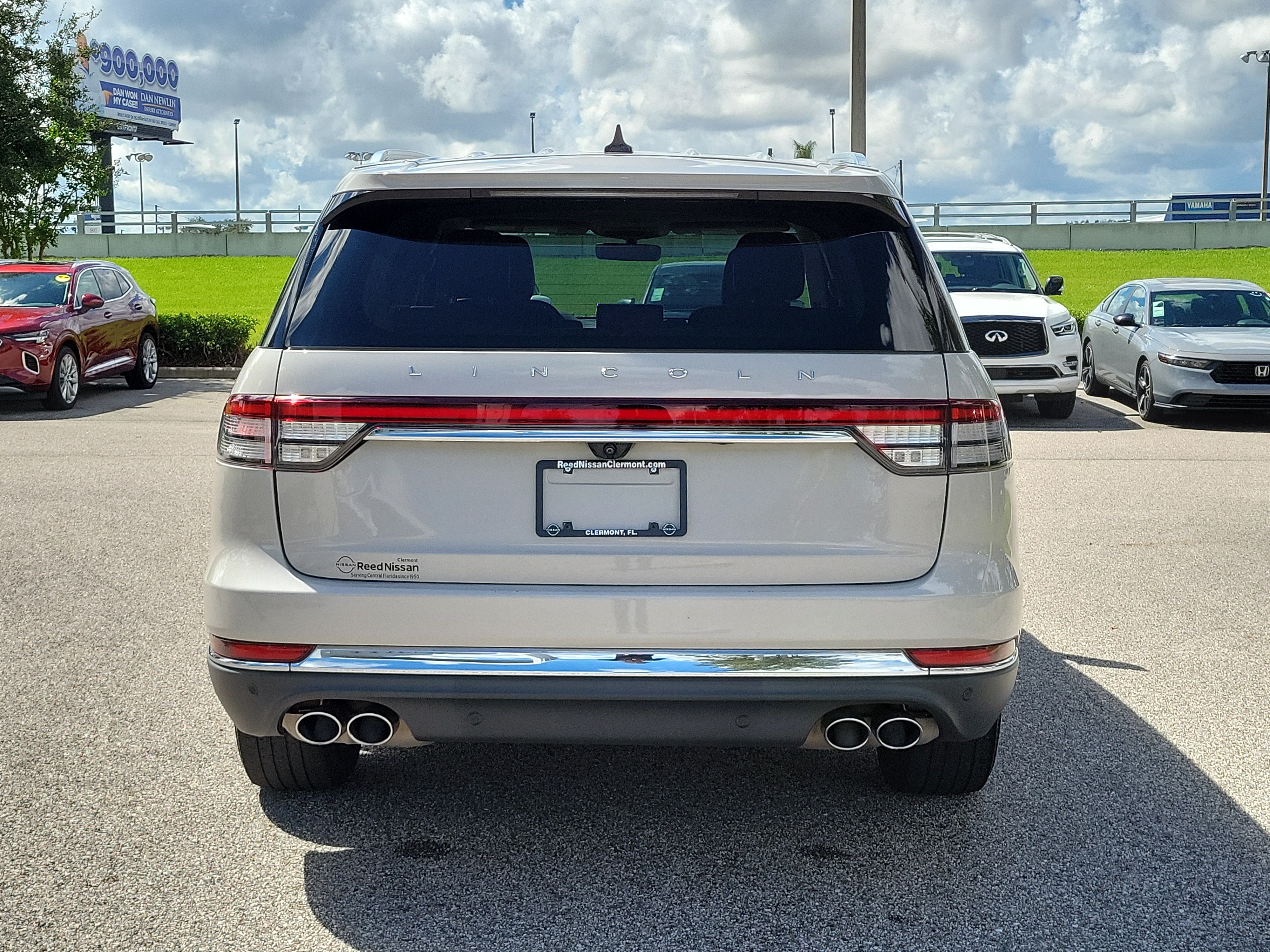 Used 2023 Lincoln Aviator Reserve w/ Elements Package Plus RWD image 7