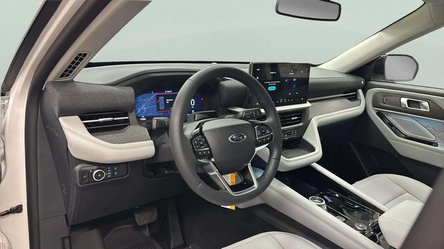 New 2026 Ford Explorer Platinum w/ LUX Leather Package AWD/4WD image 17