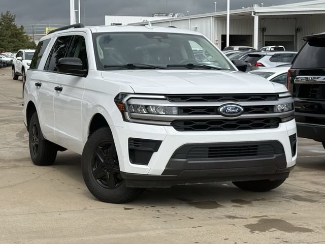 Used 2023 Ford Expedition XL RWD image 2