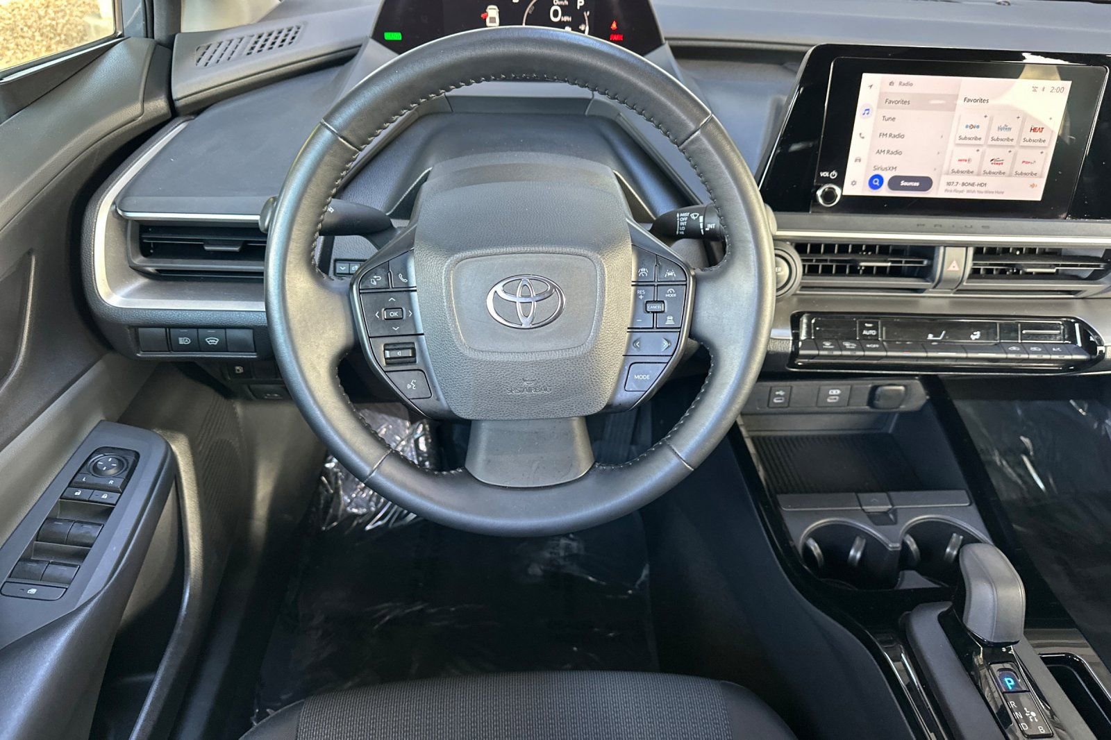 Used 2024 Toyota Prius LE image 17