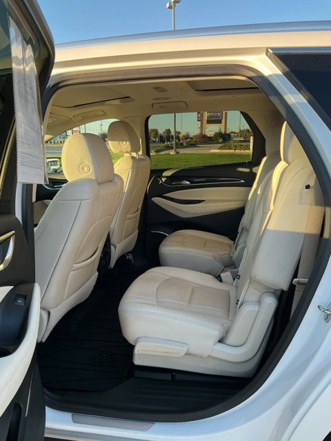 Used 2023 Buick Enclave Essence w/ Experience Buick Package AWD/4WD image 7
