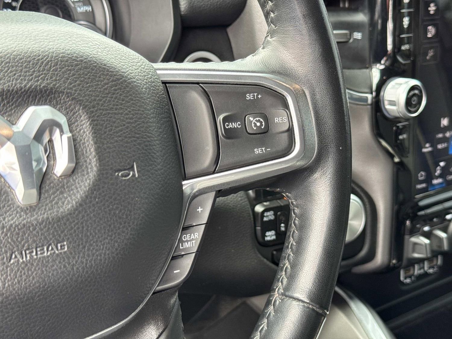 Used 2022 RAM 1500 Laramie w/ Sport Appearance Package AWD/4WD image 30