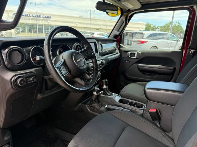 Used 2021 Jeep Wrangler Unlimited Sport AWD/4WD image 6